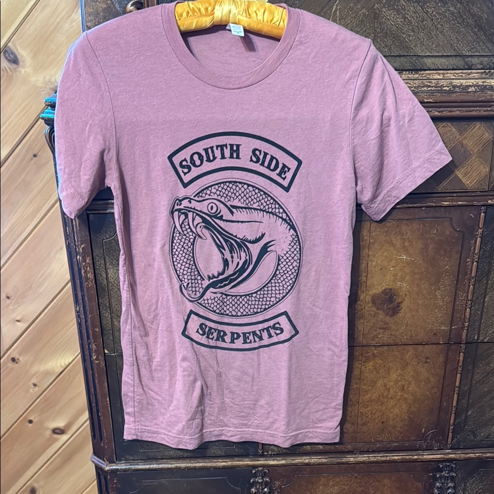 Riverdale South Side Serpents Pink T-Shirt